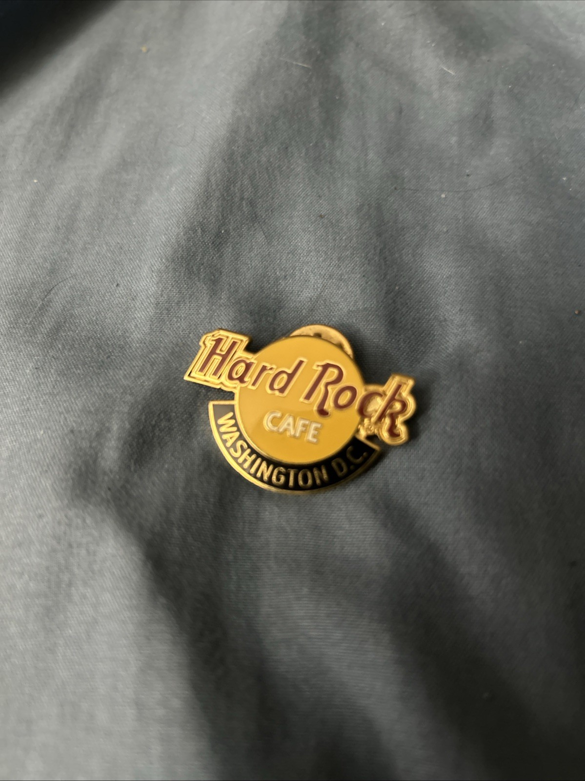 Hard Rock Cafe Pin Washington, D.C. Classic LOGO Collectable Gold & Red