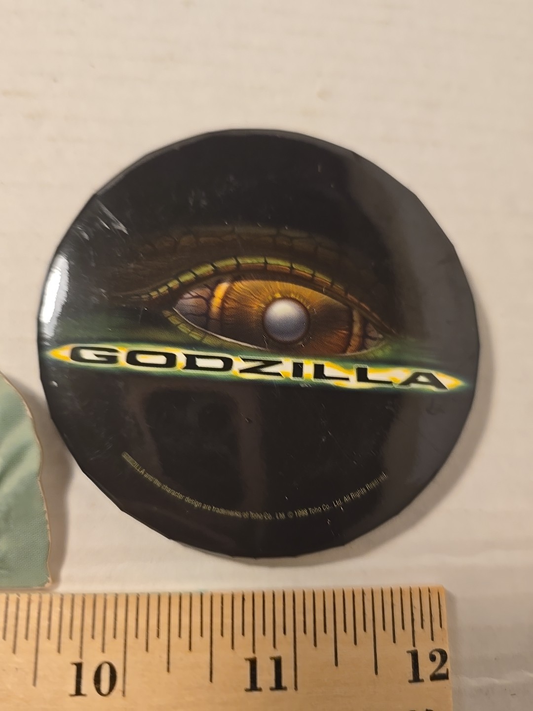 Lot 6 Video DVD Promo Movie Pins Vintage Titanic Pulp Fiction Star Wars Godzilla