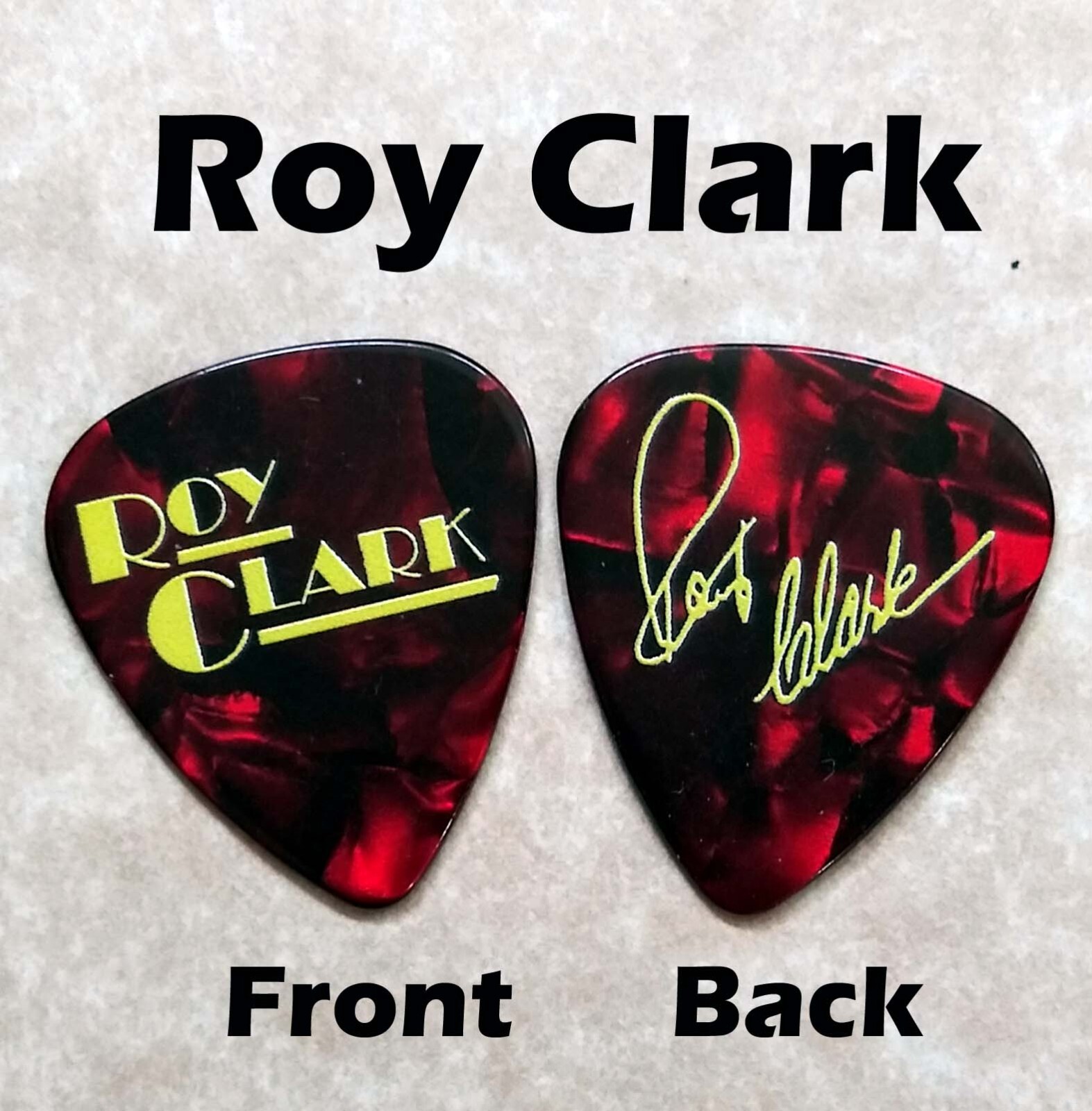 CLARK ROY CLARK band novelty signature guitar pick (q-d17)