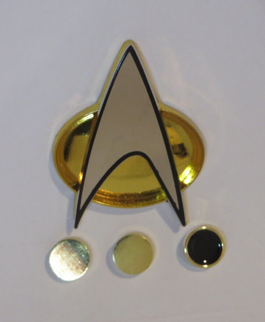 Star Trek The Next Generation Magnetic Communicator Badge & Lt. Cmdr. Rank Pips