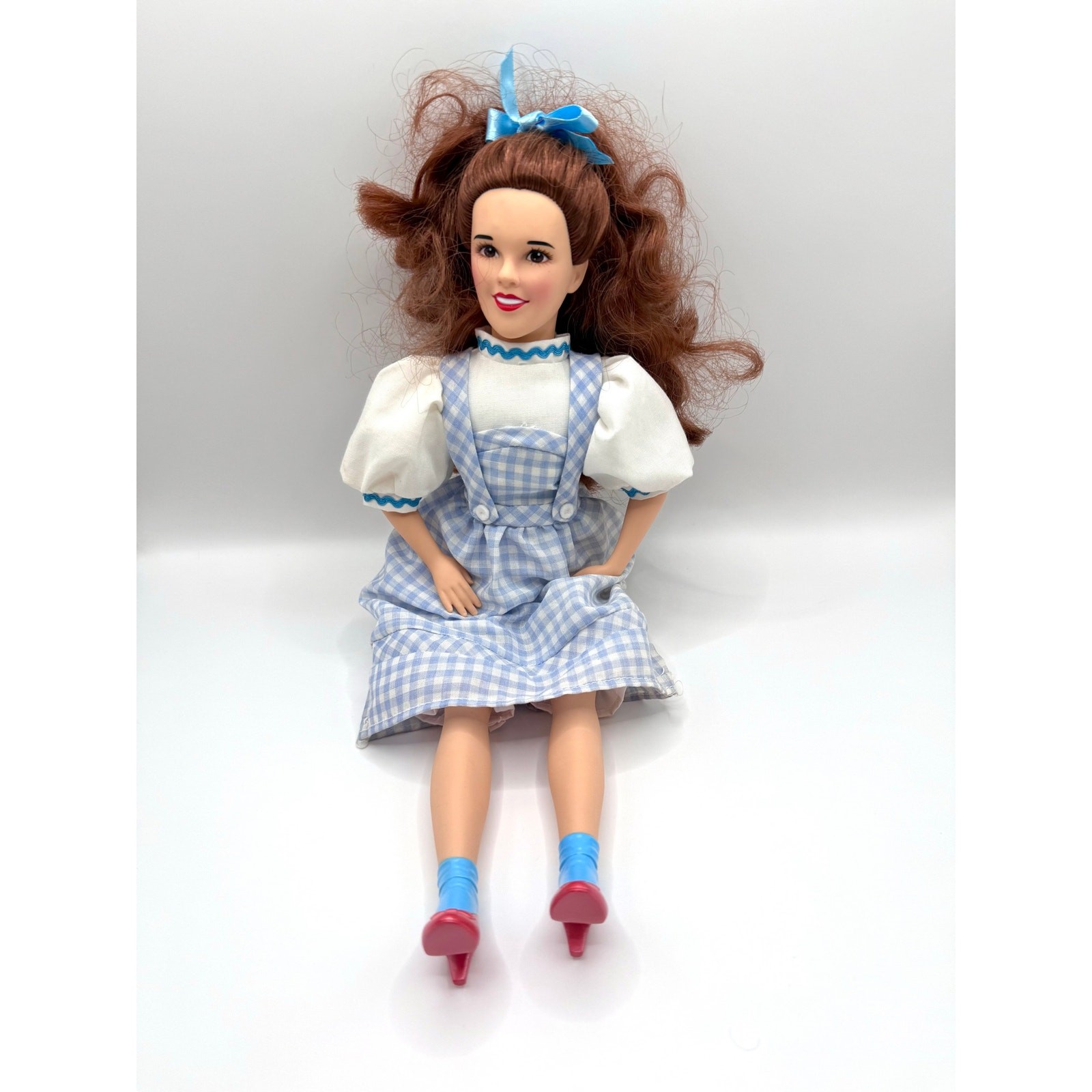 Turner Entertainment 1998 Vintage Wizard of OZ Dorothy Doll 14.5″