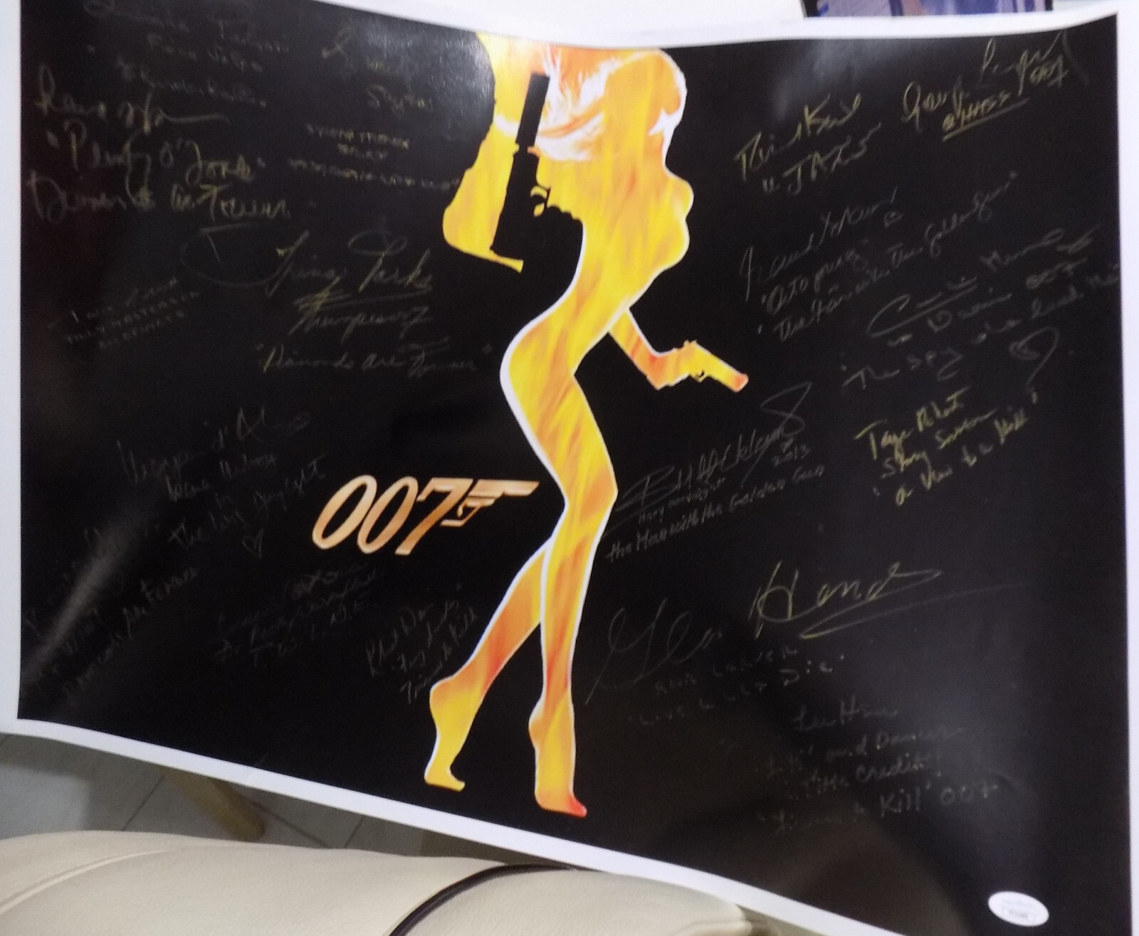 JSA 💎 JAMES BOND Multi Signed BRUCE GLOVER +17 Actors & Actresses 24×32 Poster