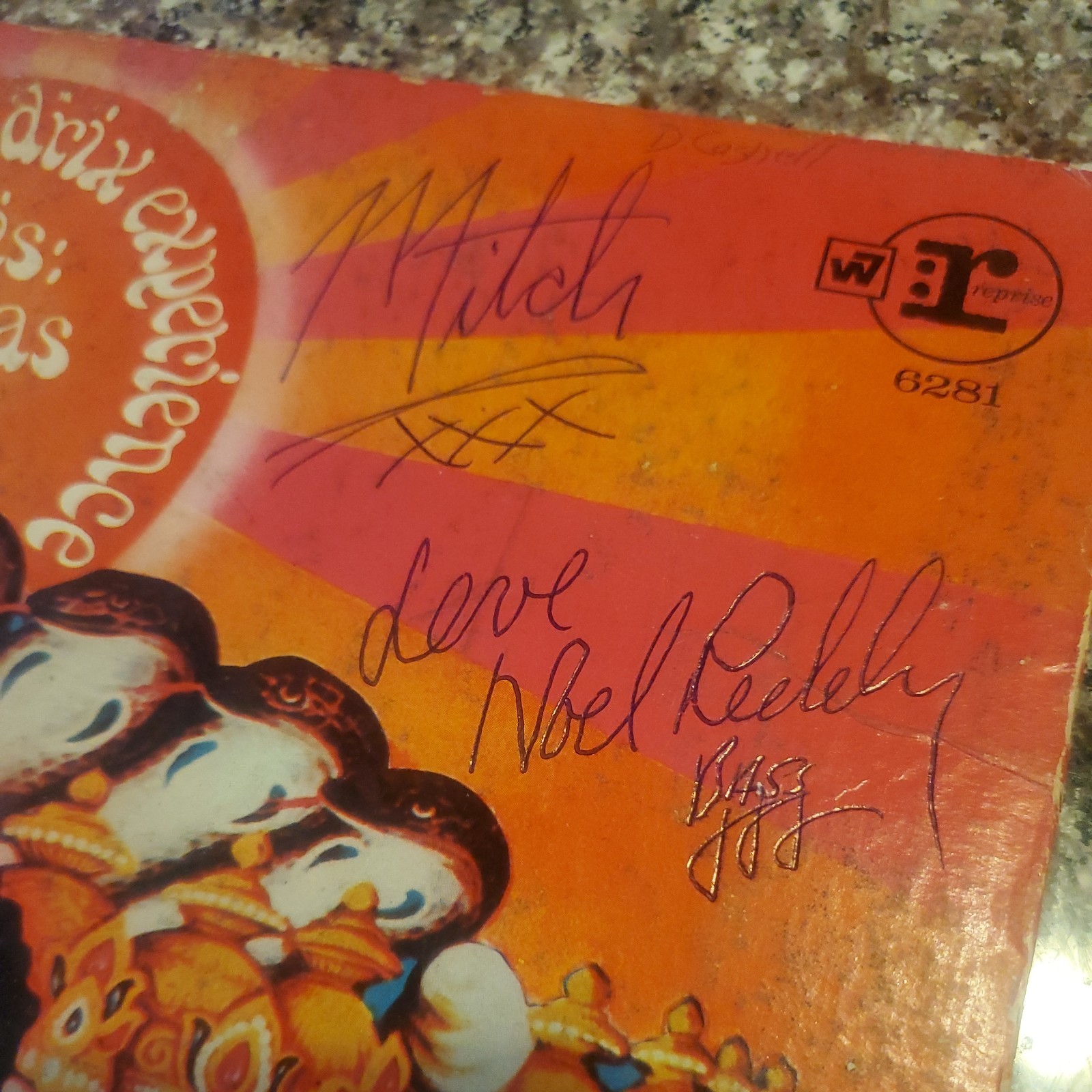 Jimi Hendrix & Experience Signed/Autographed Vinyl AXIS BOLD AS LOVE w/ LOA