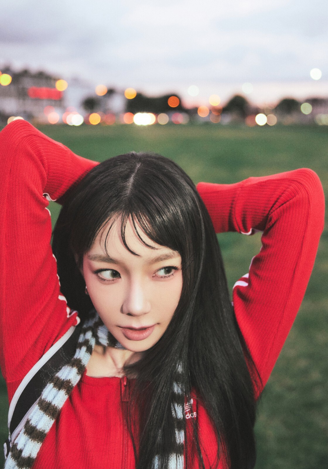TAEYEON SNSD 6th Mini Album [Letter To Myself] Gumbook Ver. NFC Chip + Flip Book