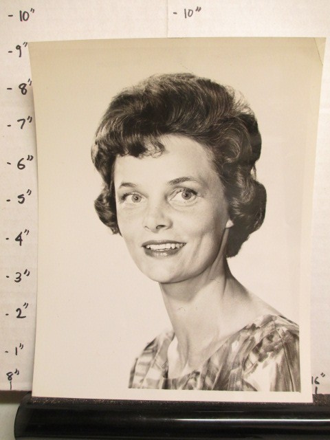 ABC TV show photo 1960s BEN CASEY medical doctor nurse Bettye Ackerman 2