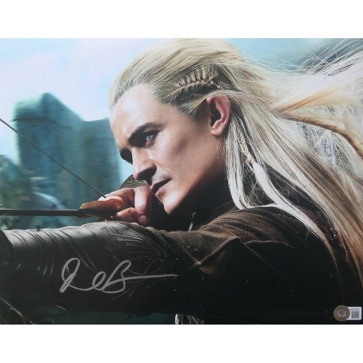 Orlando Bloom Autographed Photo #5 (11×14) w/ Beckett