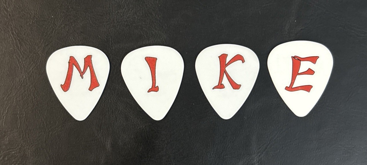 Pearl Jam Mike McCready M-I-K-E 4 Guitar Pick Set – 2013 Lightning Bolt Tour