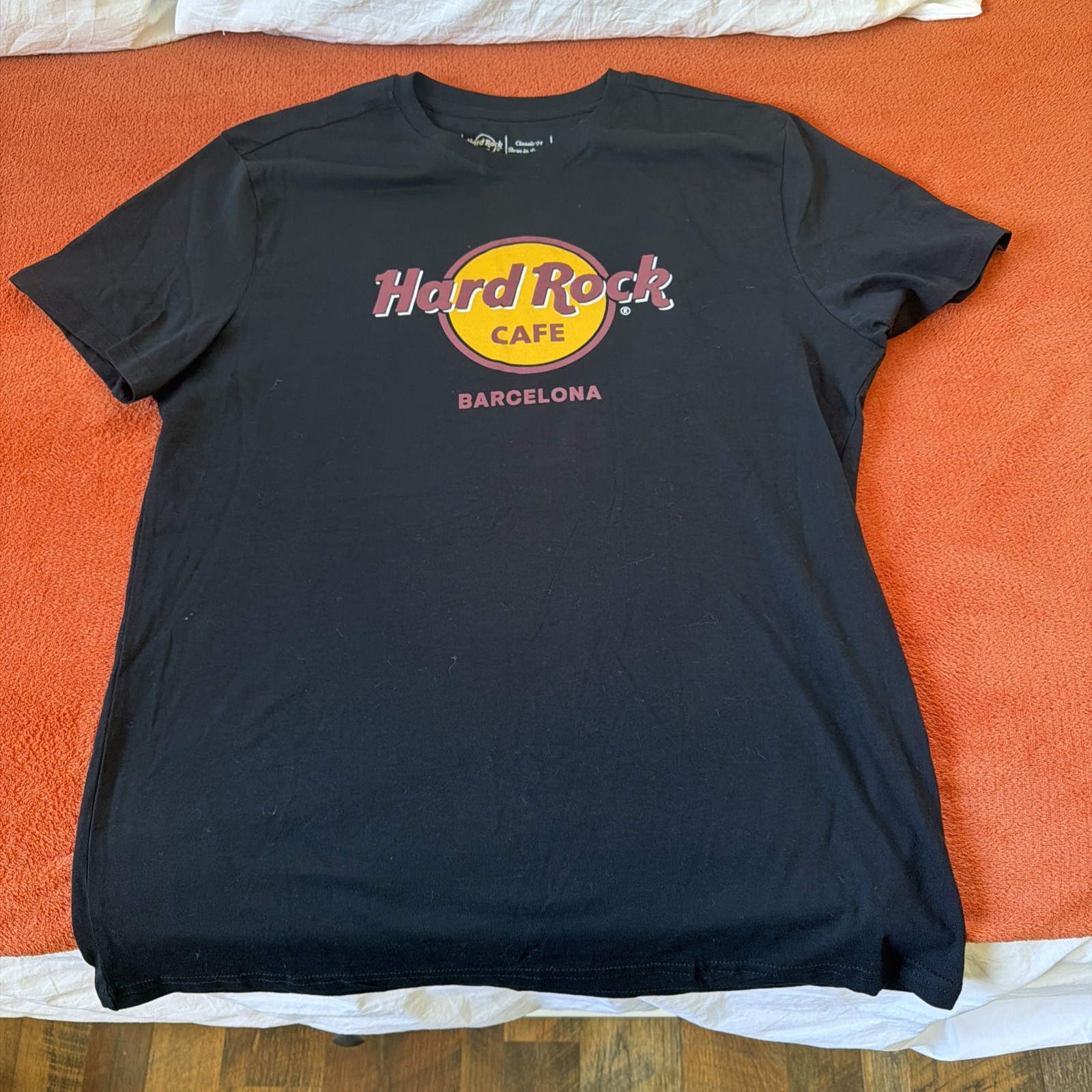 Hard Rock Cafe Barcelona Size Large Black Cotton T-Shirt Brand-New Without Tags