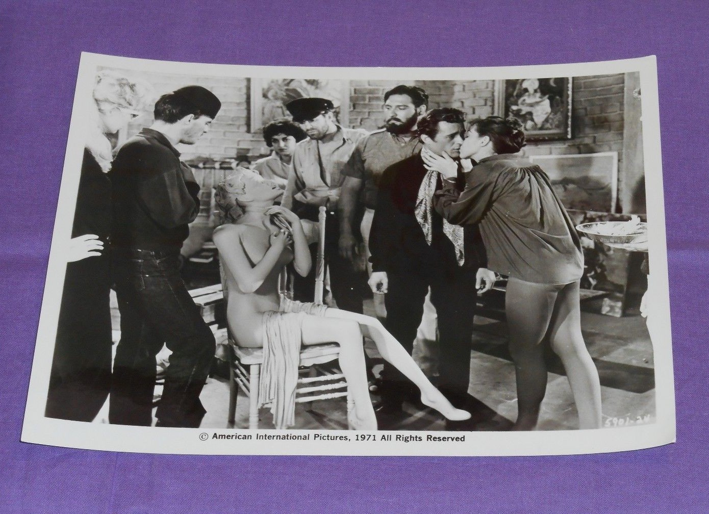 original A BUCKET OF BLOOD PRESS PHOTO Dick Miller Roger Corman