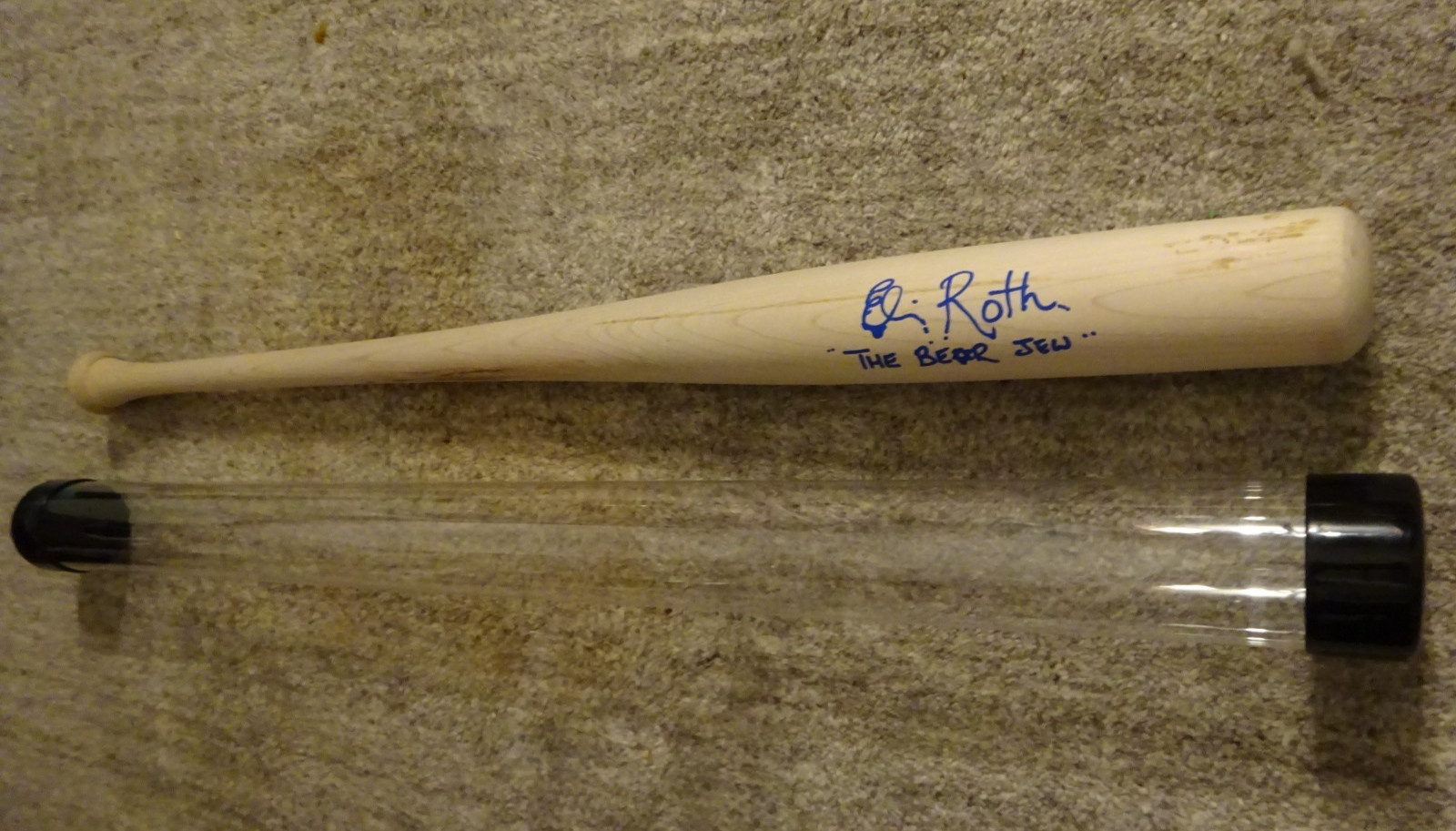 Signed Eli Roth Autographed Inglourious Basterds Baseball Bat Beckett BAS COA