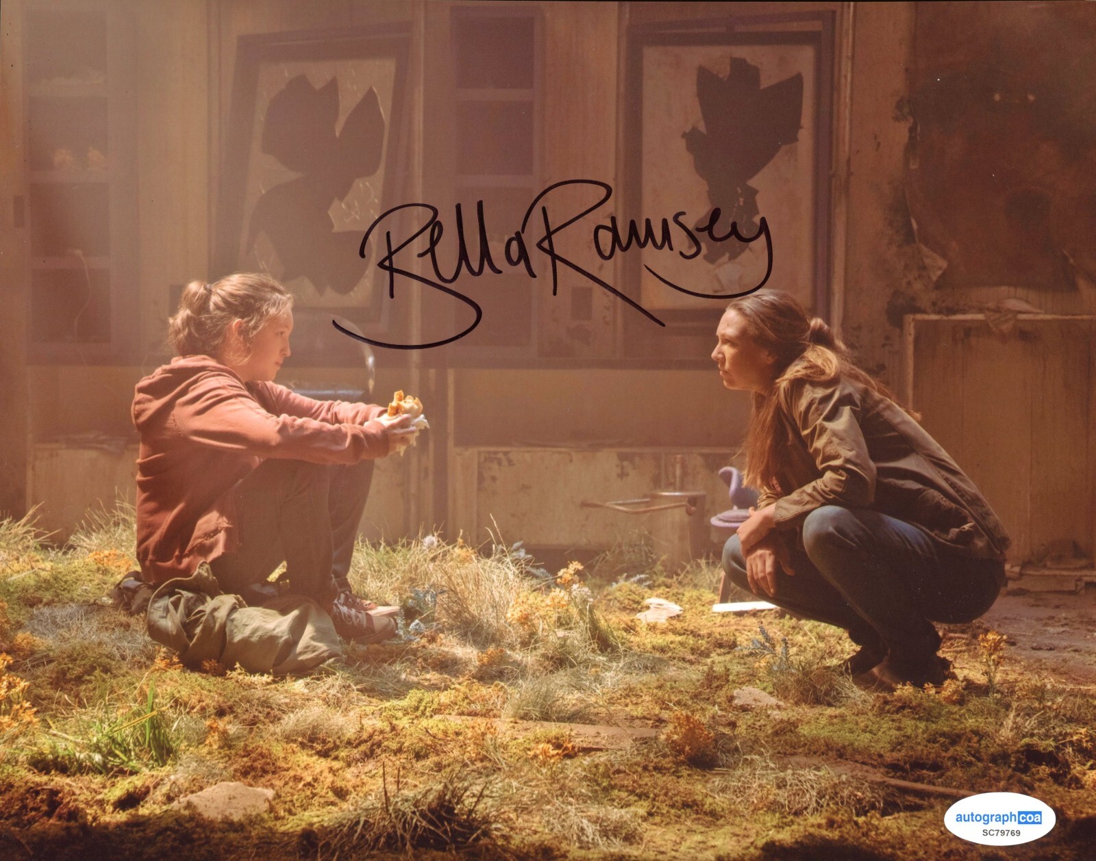 Bella Ramsey Last of Us Autograph Signed 8×10 Photo ACOA
