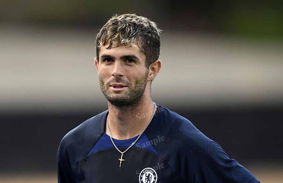 Sports Images Men Soccer Christian Pulisic in grey uniform Poster – CL3630