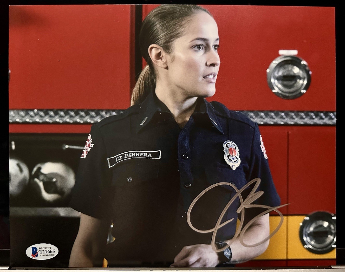 JAINA LEE ORTIZ SIGNED PHOTO 8X10 STATION 19 AUTOGRAPH ROSEWOOD BECKETT COA 1