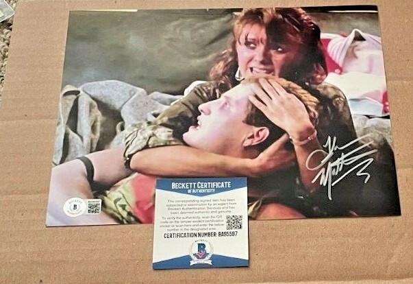 THOM MATHEWS SIGNED RETURN OF THE LIVING DEAD 8X10 PHOTO BECKETT CERTIFIED