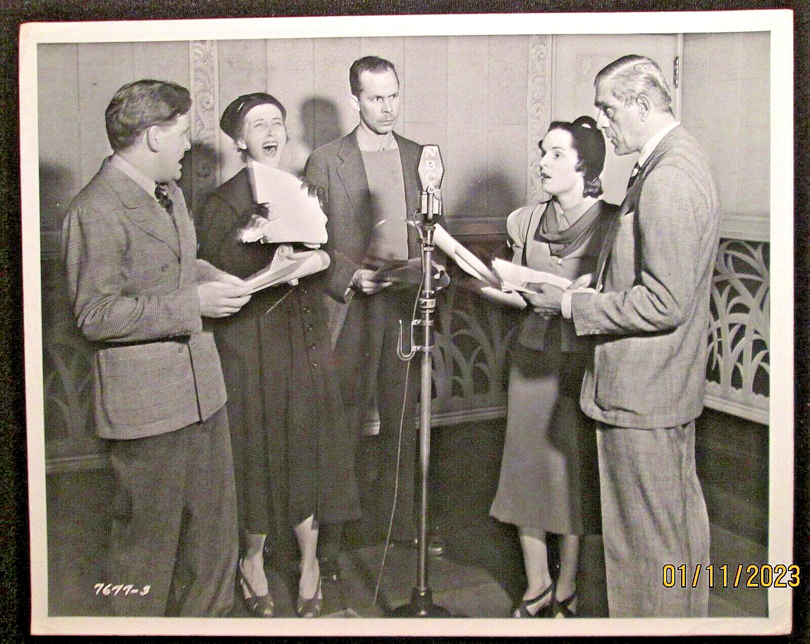 BORIS KARLOFF : (RARE VINTAGE UNSEEN RADIO PHOTO) VERY RARE
