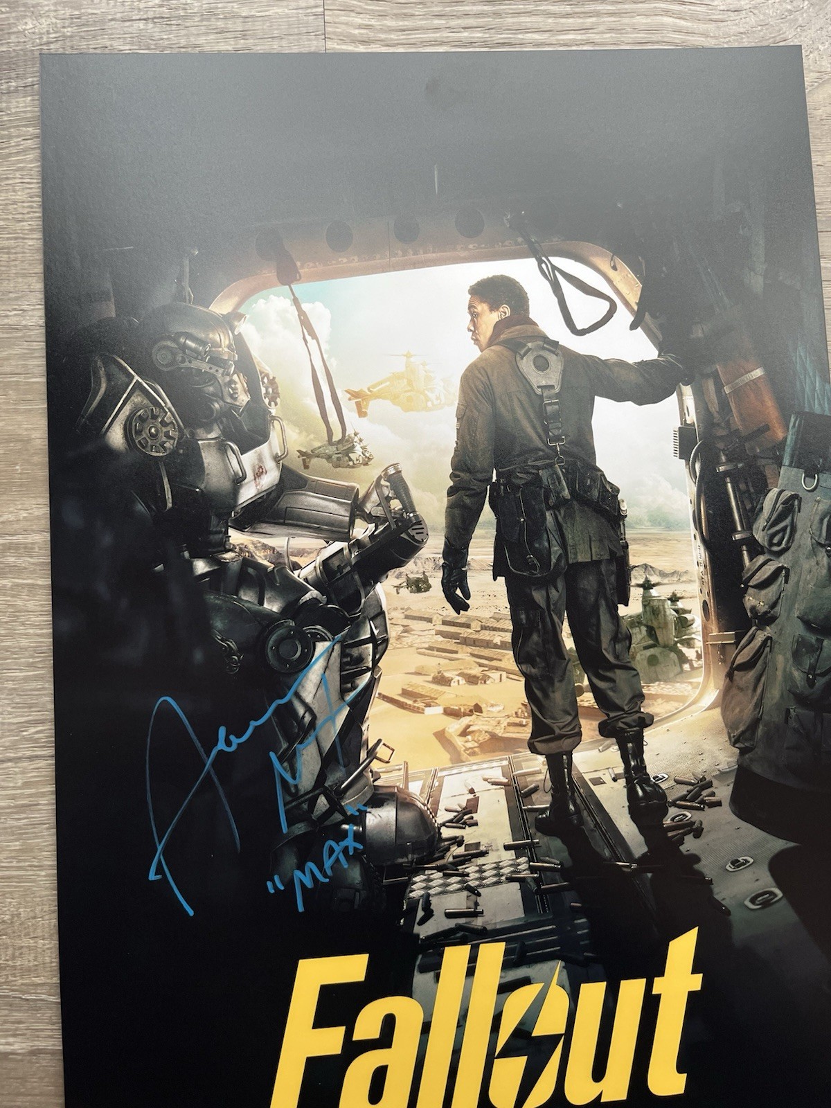 Aaron Moten Signed Inscribed Fallout 11×17 Photo Beckett COA Maximus