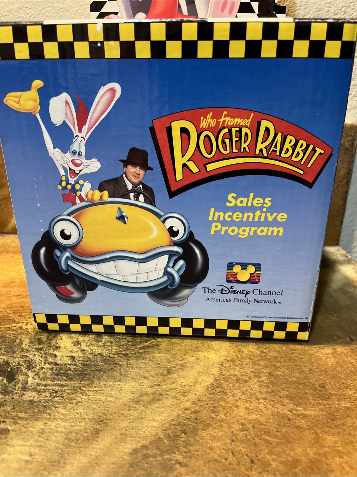 RARE Who Framed Roger Rabbit Touchstone Disney Channel Cardboard Counter Display