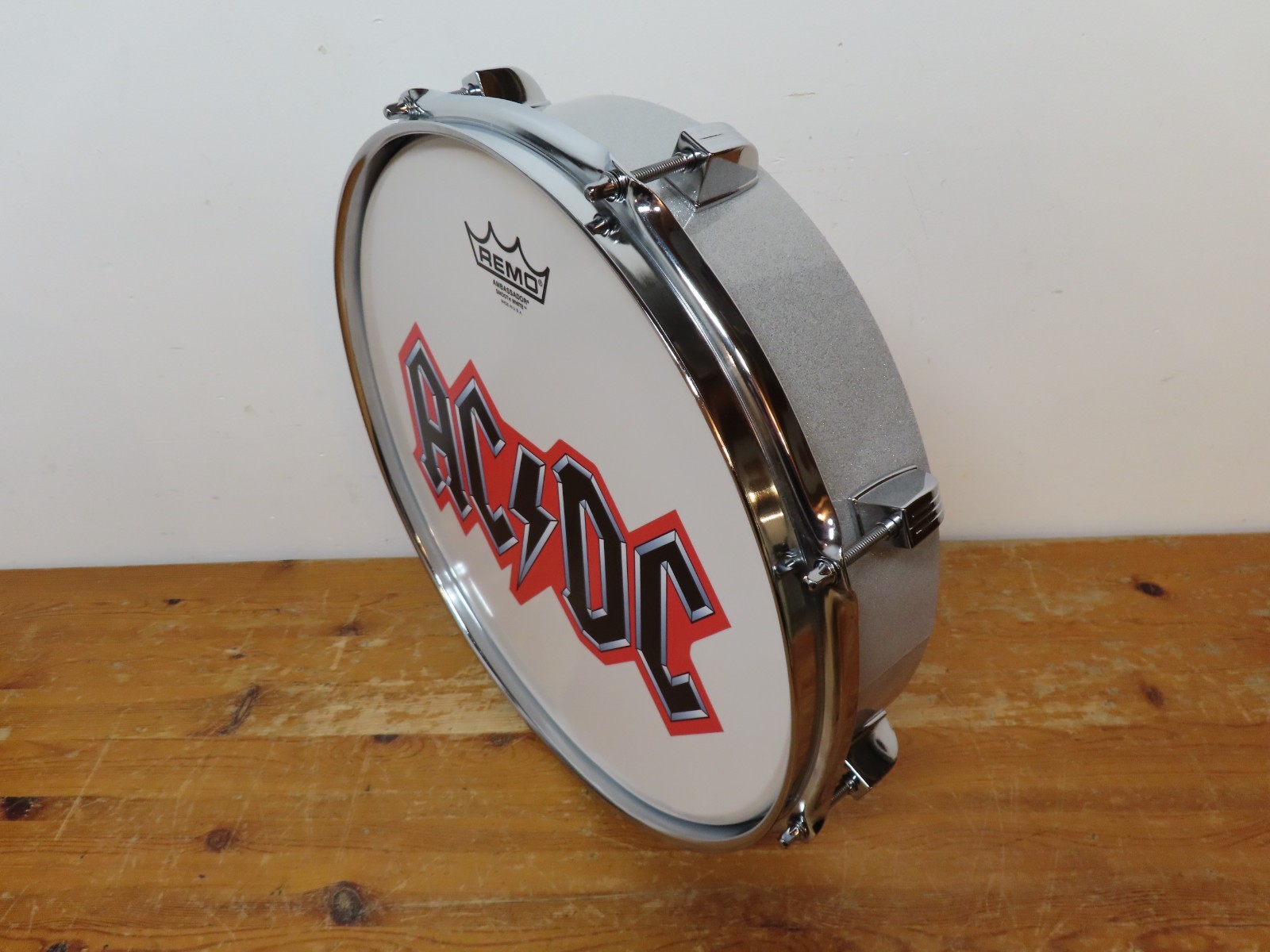 AC/DC Wall Art Display Drum 3.5″ x 14″ Vintage Ludwig 3-ply 8 Lug Silver Sparkle