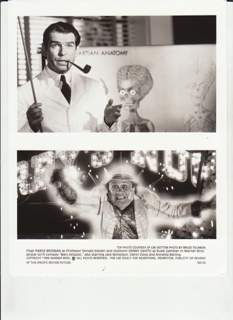 MARS ATTACKS – MOVIE- 18 ORIGINAL PUBLICITY PHOTOS-SEE ALL SCANS 1996