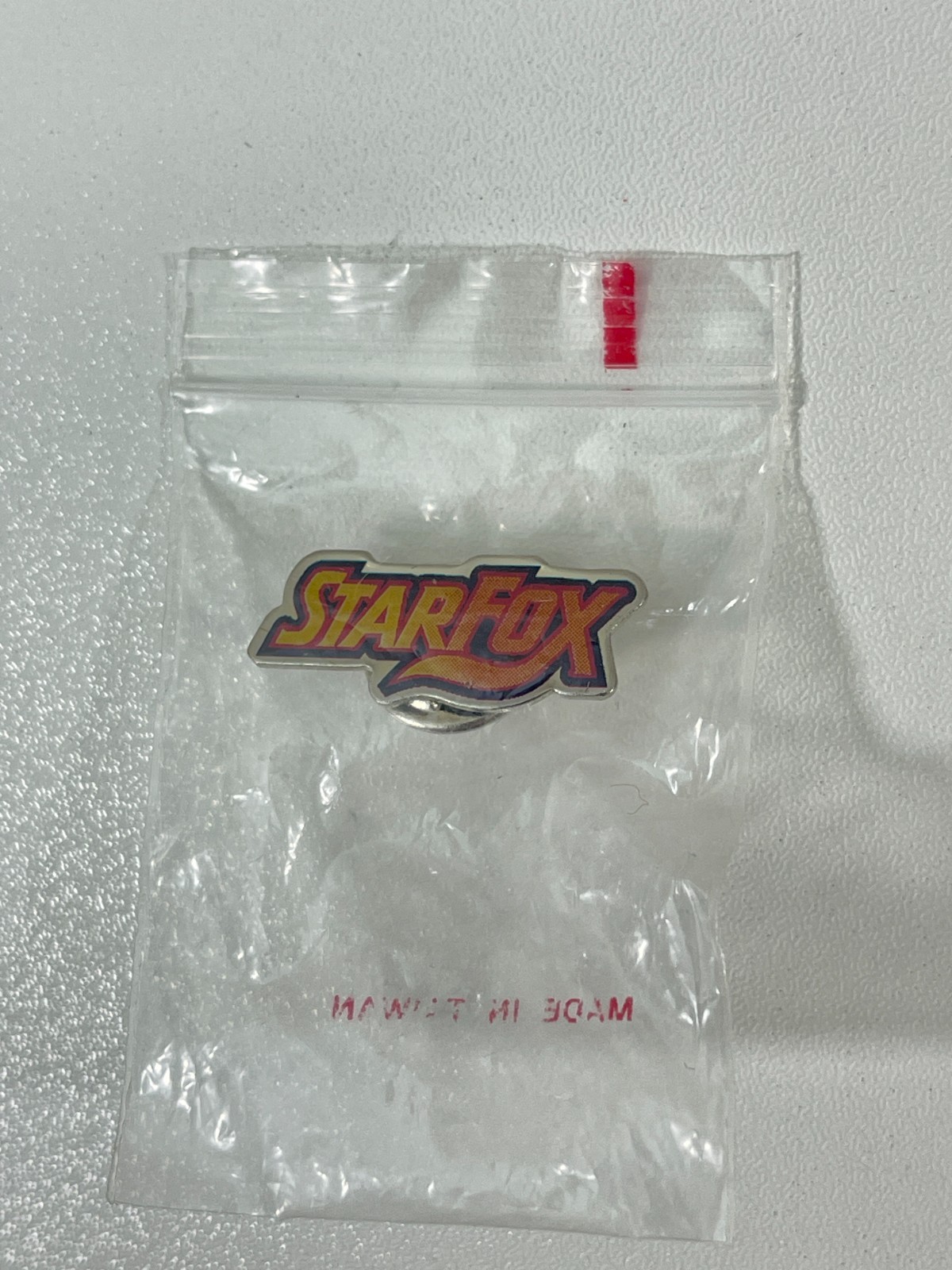 Nintendo Star Fox Weekend Competition Promo Pin Starfox AUTHENTIC NEW w/bag 1993
