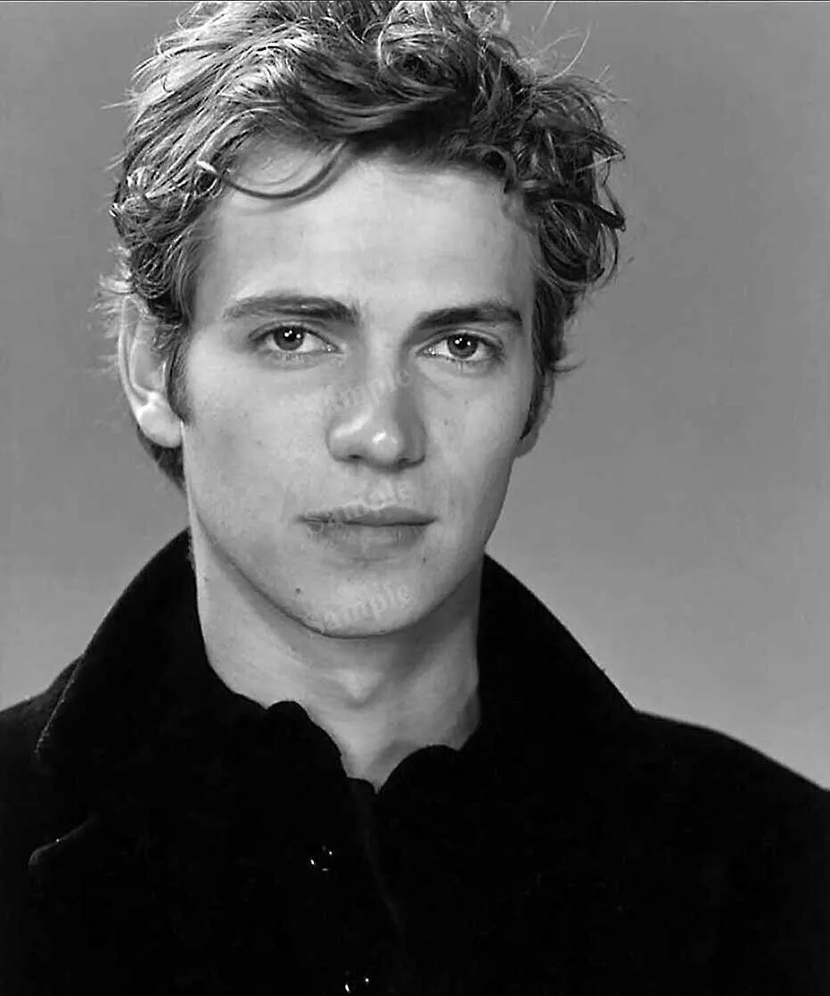 Hayden Christensen Headshot In Black Coat 8×10 Picture Celebrity Print