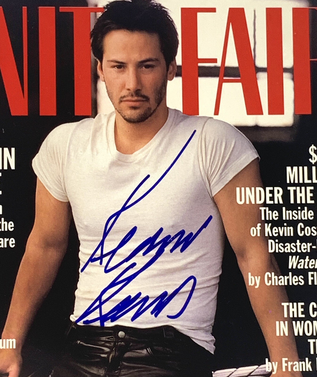 Keanu Reeves signed Magazine Vanity Fair 1995 young photo beckett coa