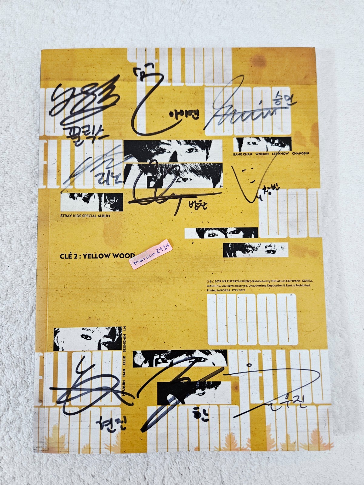 STRAY KIDS Cle 2 Yellow Wood Signed Promo Album Autographed warp+flaw [US SELLER