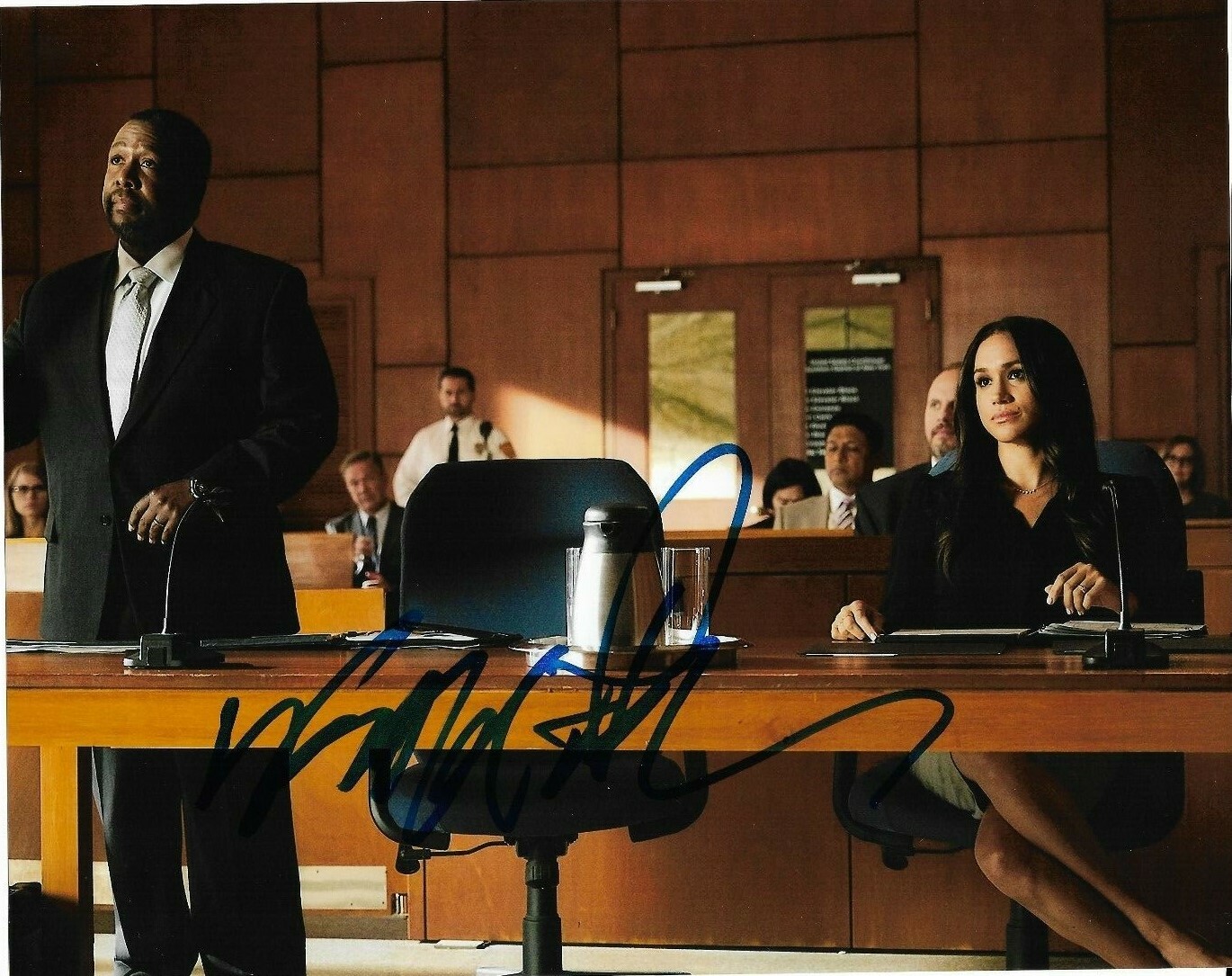 WENDELL PIERCE SIGNED 8X10 PHOTO THE WIRE SUITS ACTOR MEGHAN MARKLE DUCHESS B