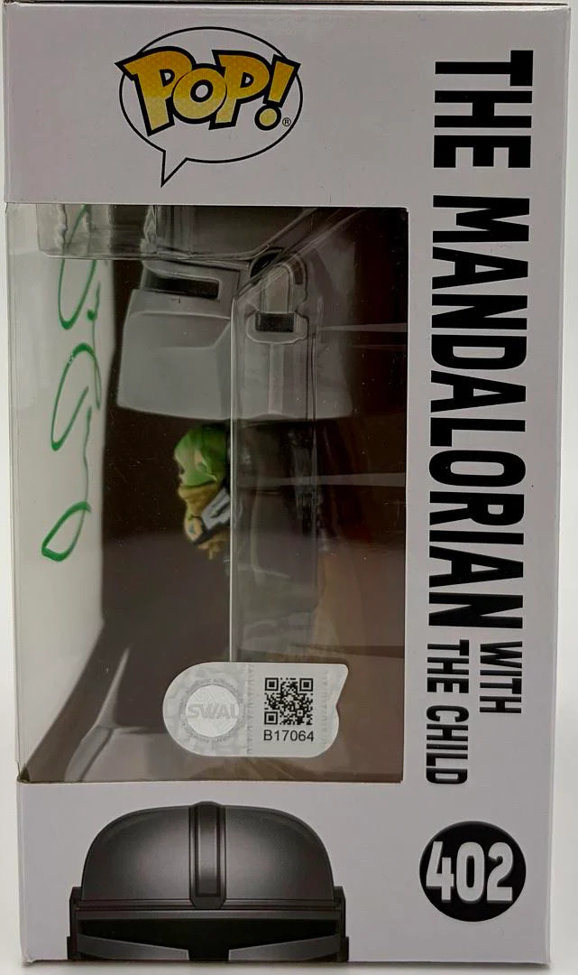 Pedro Pascal Signed Funko Pop #402 The Mandalorian (Star Wars) – SWAU COA