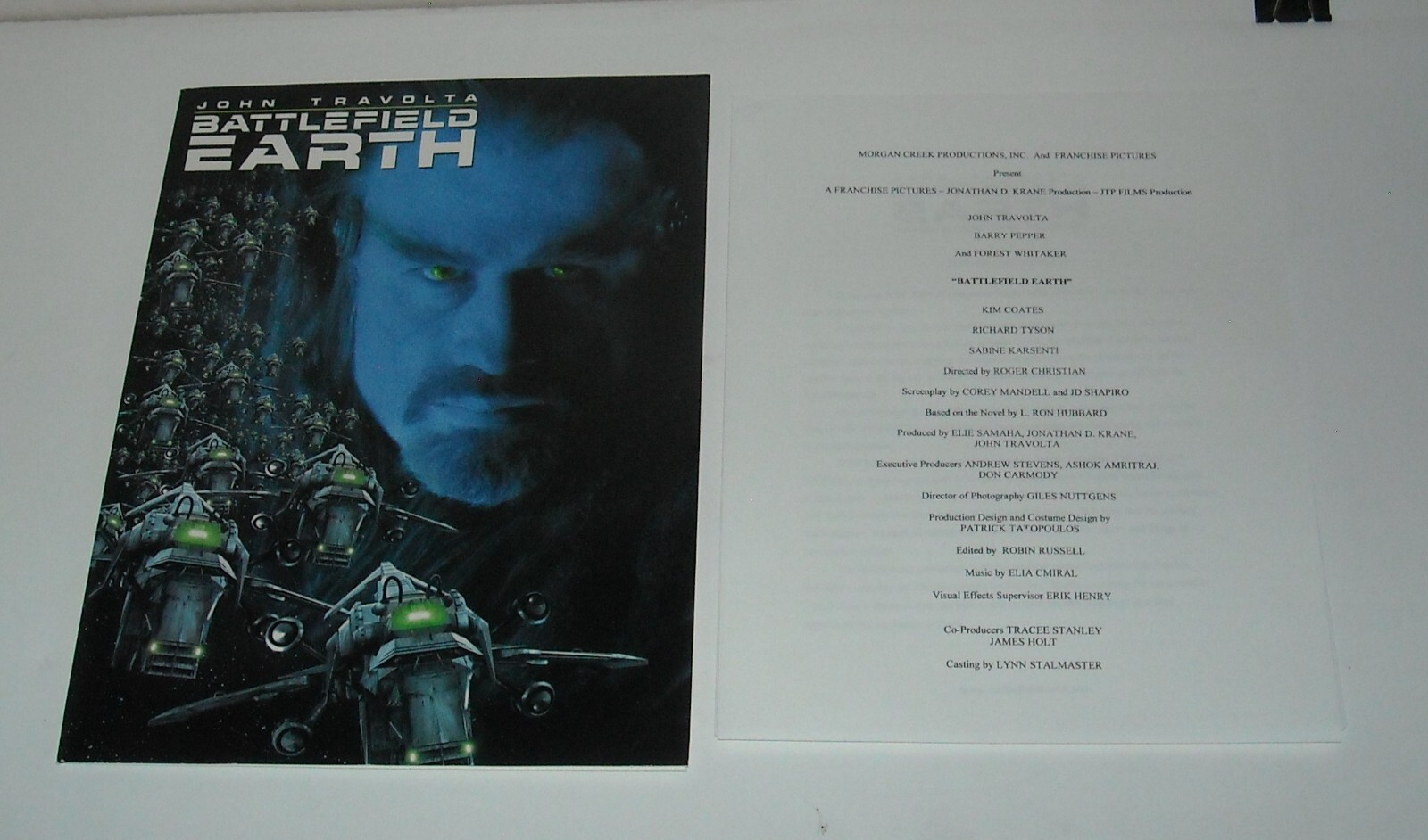 2000 BATTLEFIELD EARTH PROMO MOVIE PRESS KIT w 3 PHOTOS JOHN TRAVOLTA SCI-FI