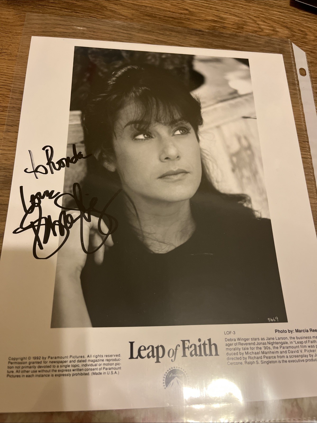 DEBRA WINGER AUTOGRAPHED 8X10 PHOTO URBAN COWBOY TERMS OF ENDEARMENT