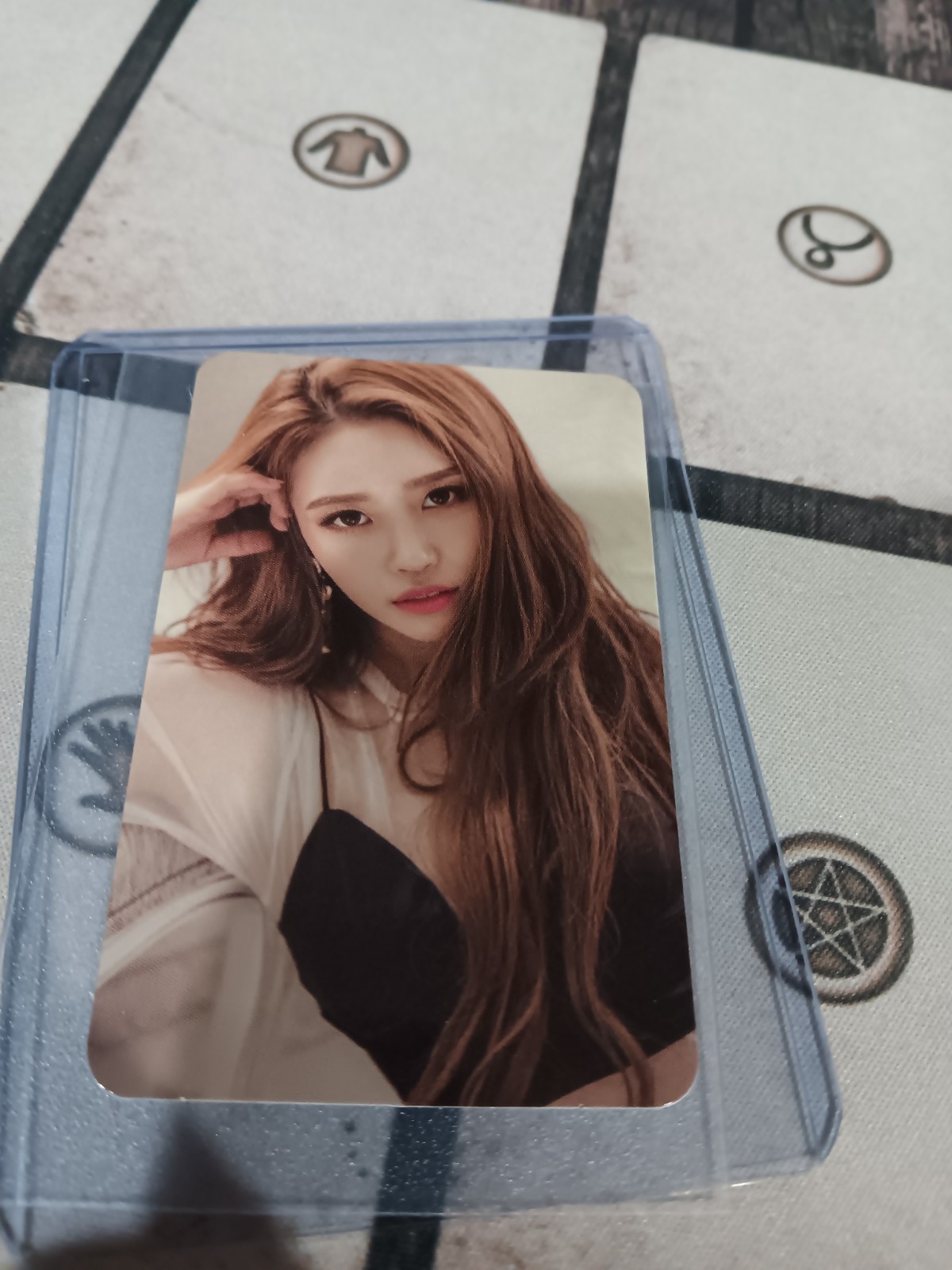 lovelyz always lovelyz once upon a time photocard&polaroid used good usa seller
