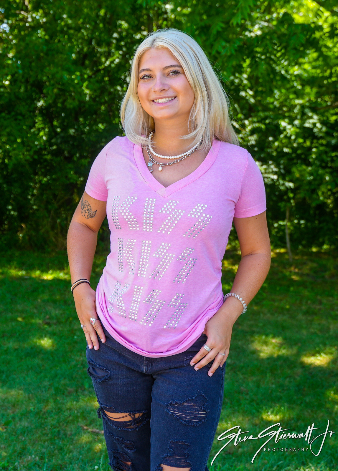 Fuschsia Vneck Rhinestone Womens Shirt KISS Juniors Medium Xlarge M XL