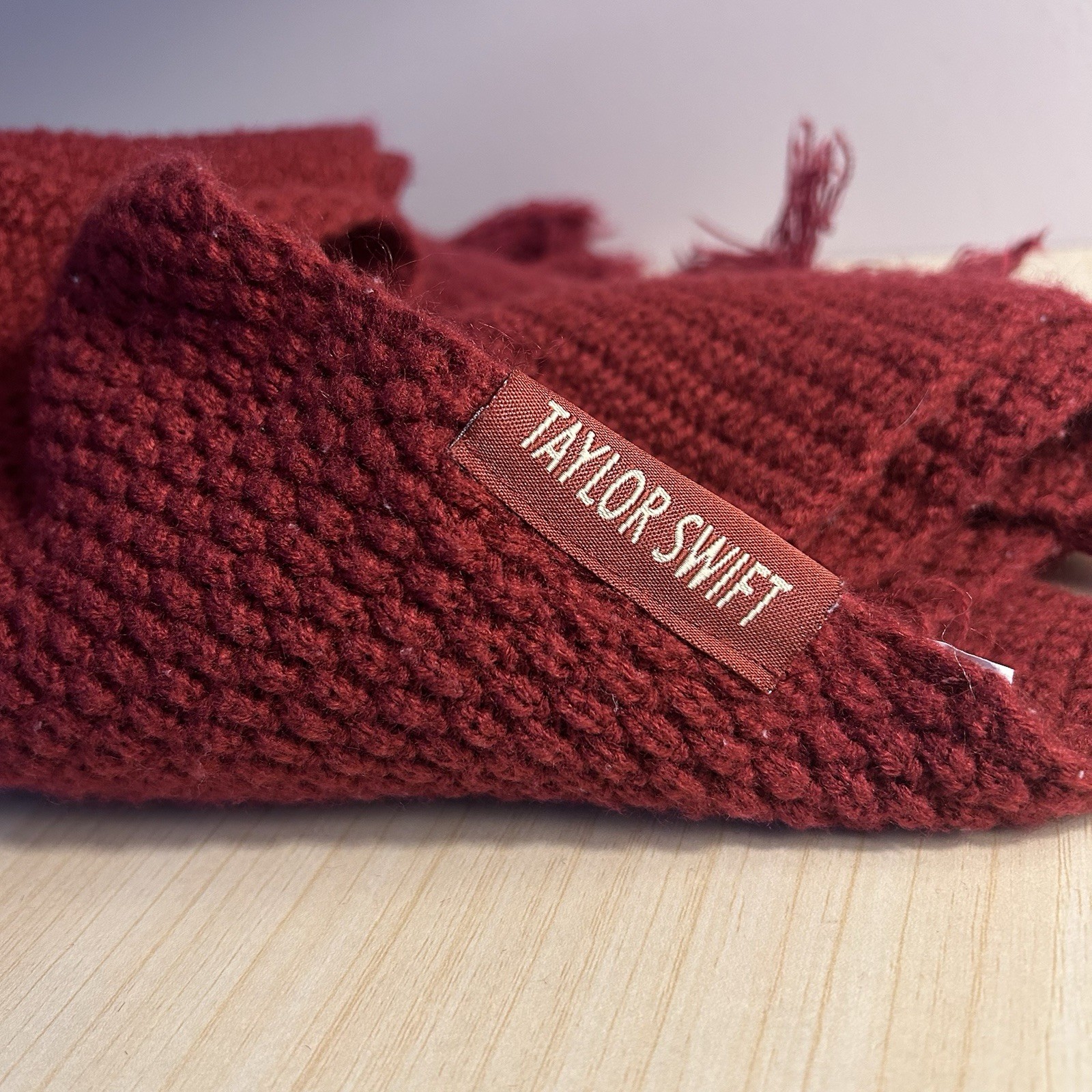 Taylor Swift All Too Well Red Knitted Scarf With Fringe