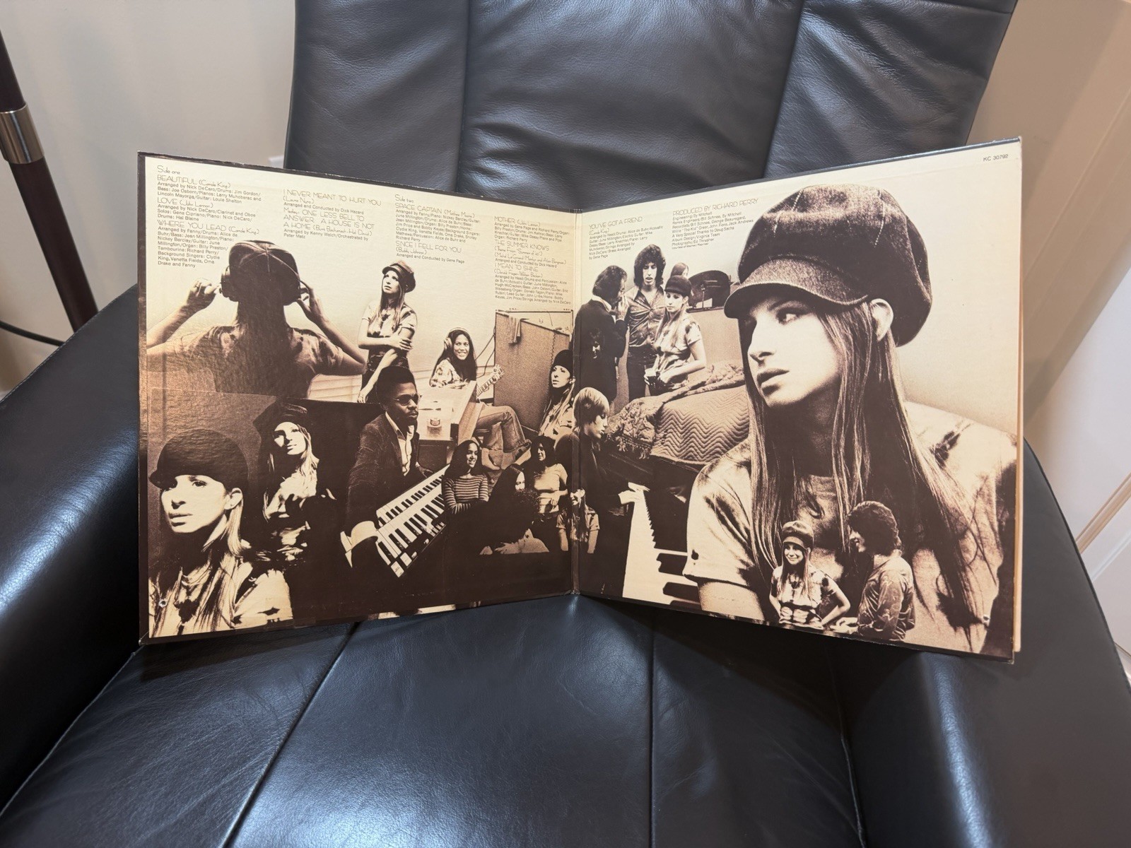 Barbra Streisand – dedicated and signed “BJS” Autograph 1971 Record Vinyl Album
