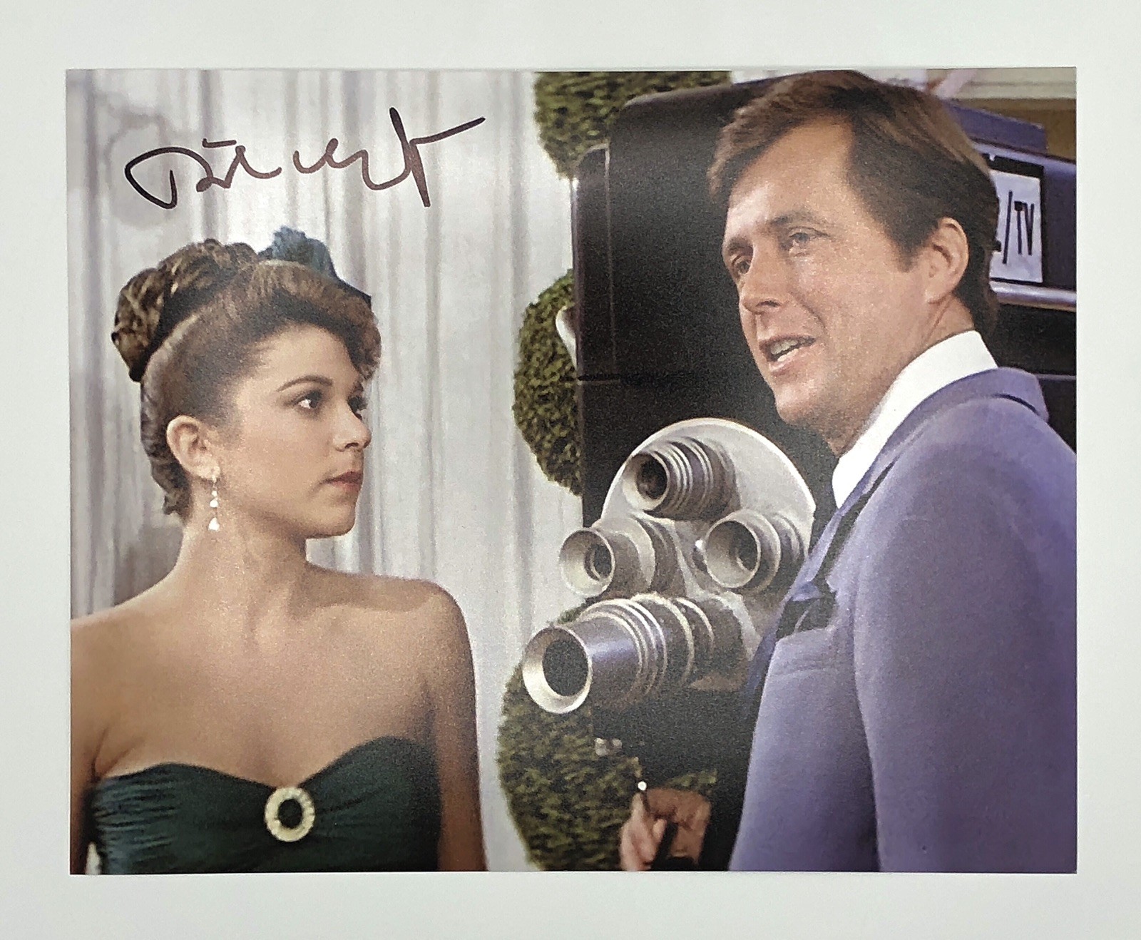 Dinah Manoff “Marty” Signed 8×10 Photo – Grease – COA – Marty & Vince Fontaine