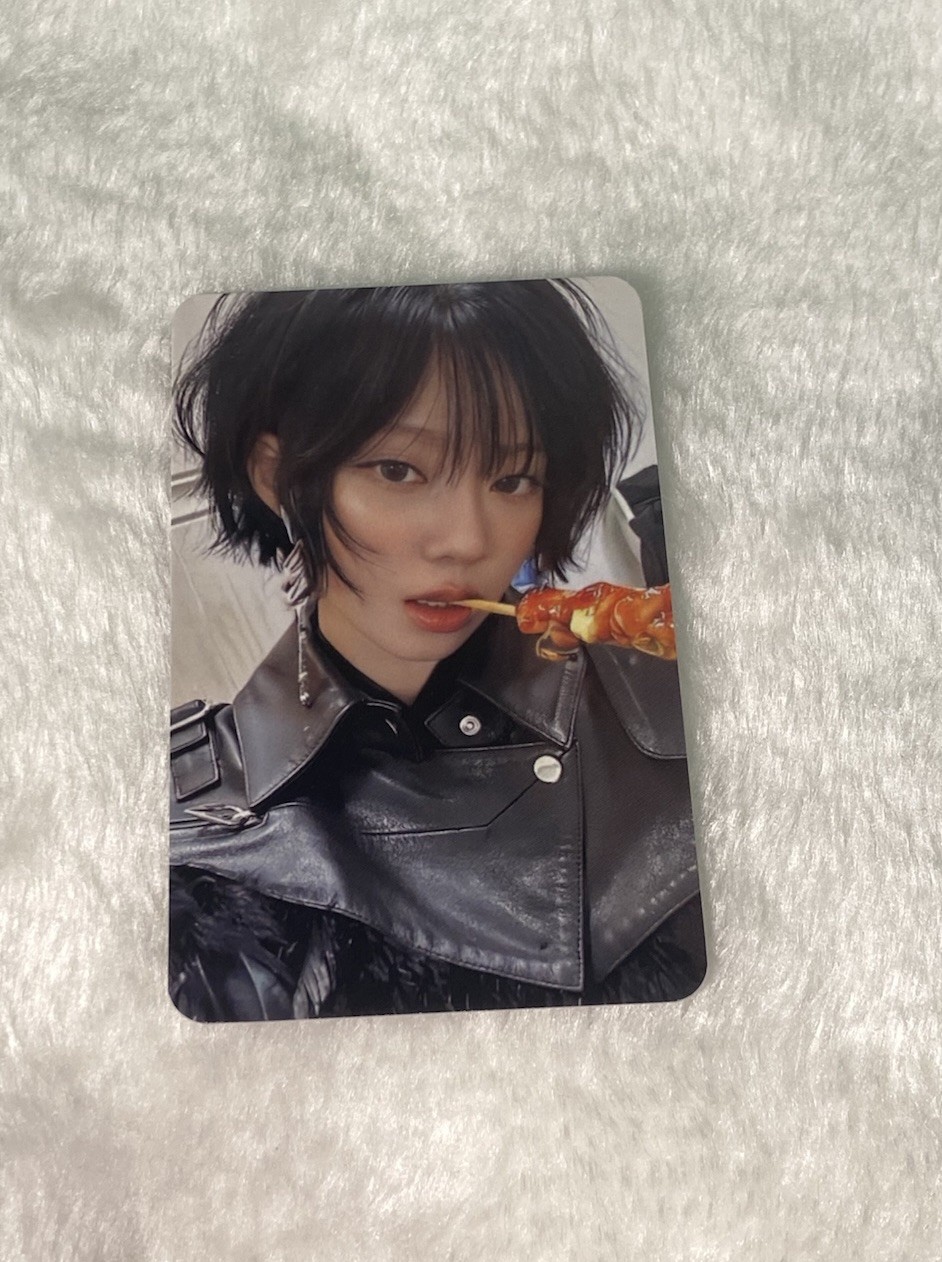 aespa 5th Mini Album Whiplash Winter Photo Card 1Pc – 24