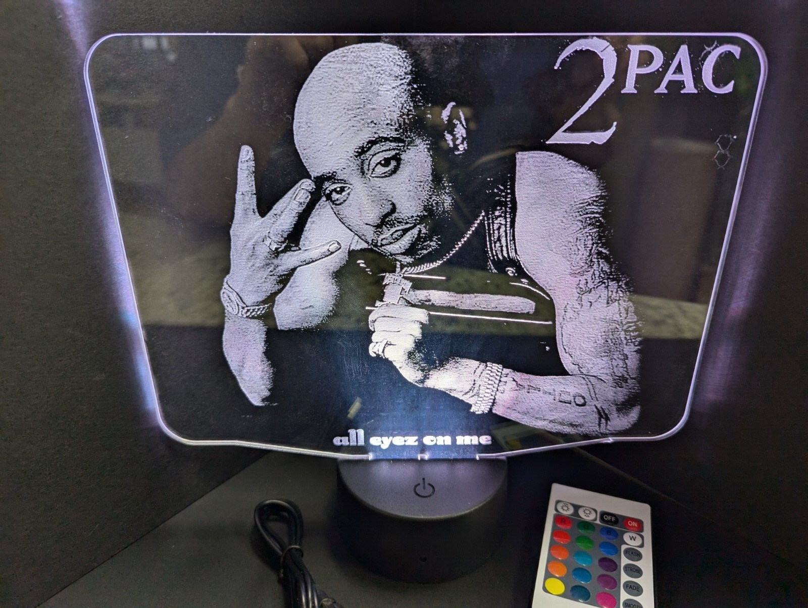 2 PAC All Eyez On Me L.E.D. Large light display