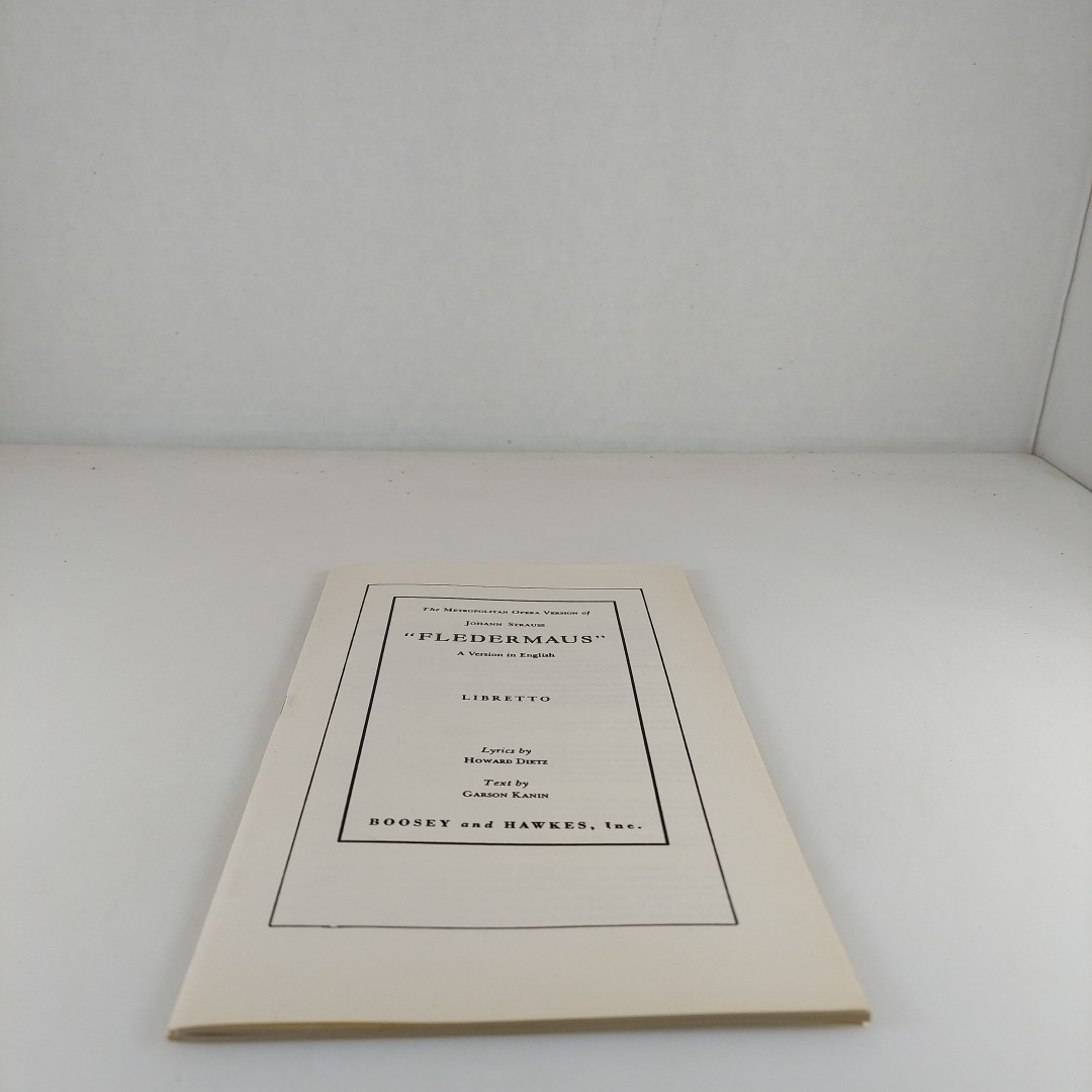 Metropolitan Opera of Johann Strauss Fledermaus English Version 1950 Libretto