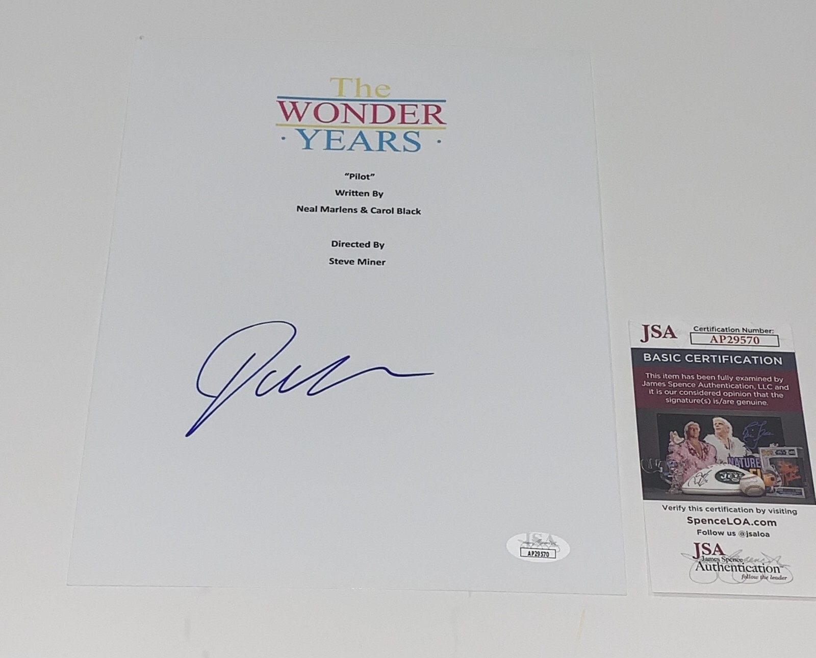 DANICA MCKELLAR SIGNED THE WONDER YEARS PILOT EPISODE SCRIPT WINNIE JSA COA