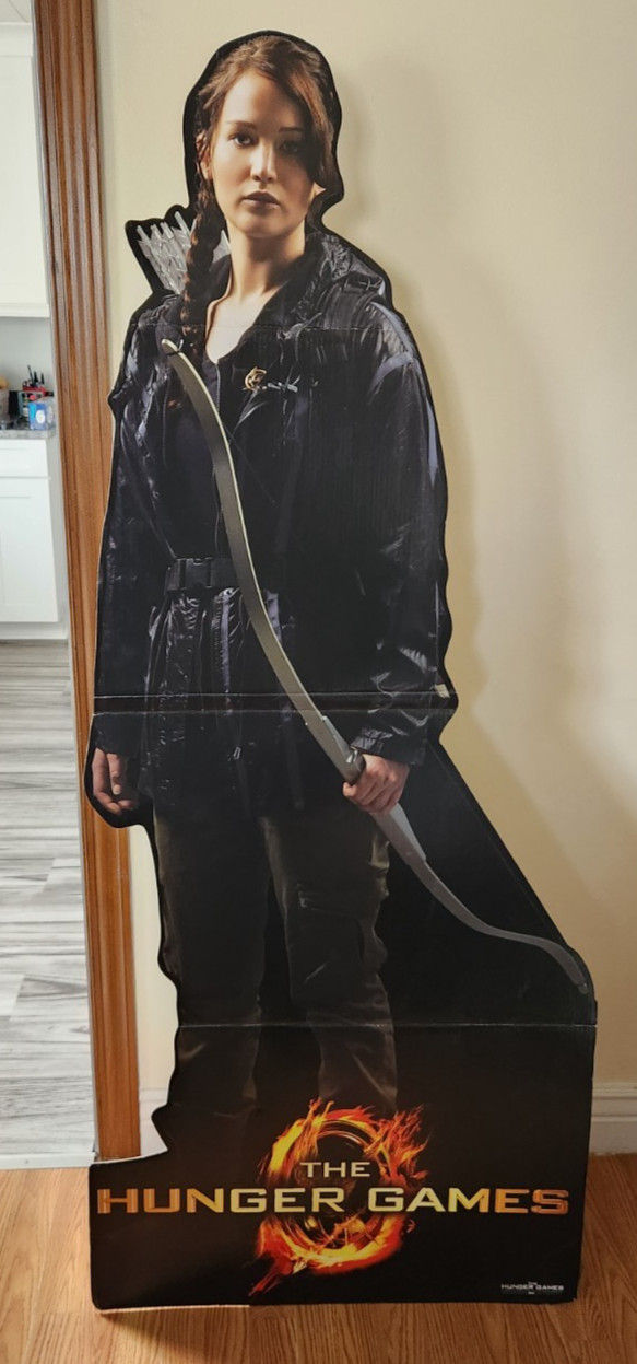 2012 NECA The Hunger Games Katniss Everdeen Jennifer Lawrence Cardboard Standee