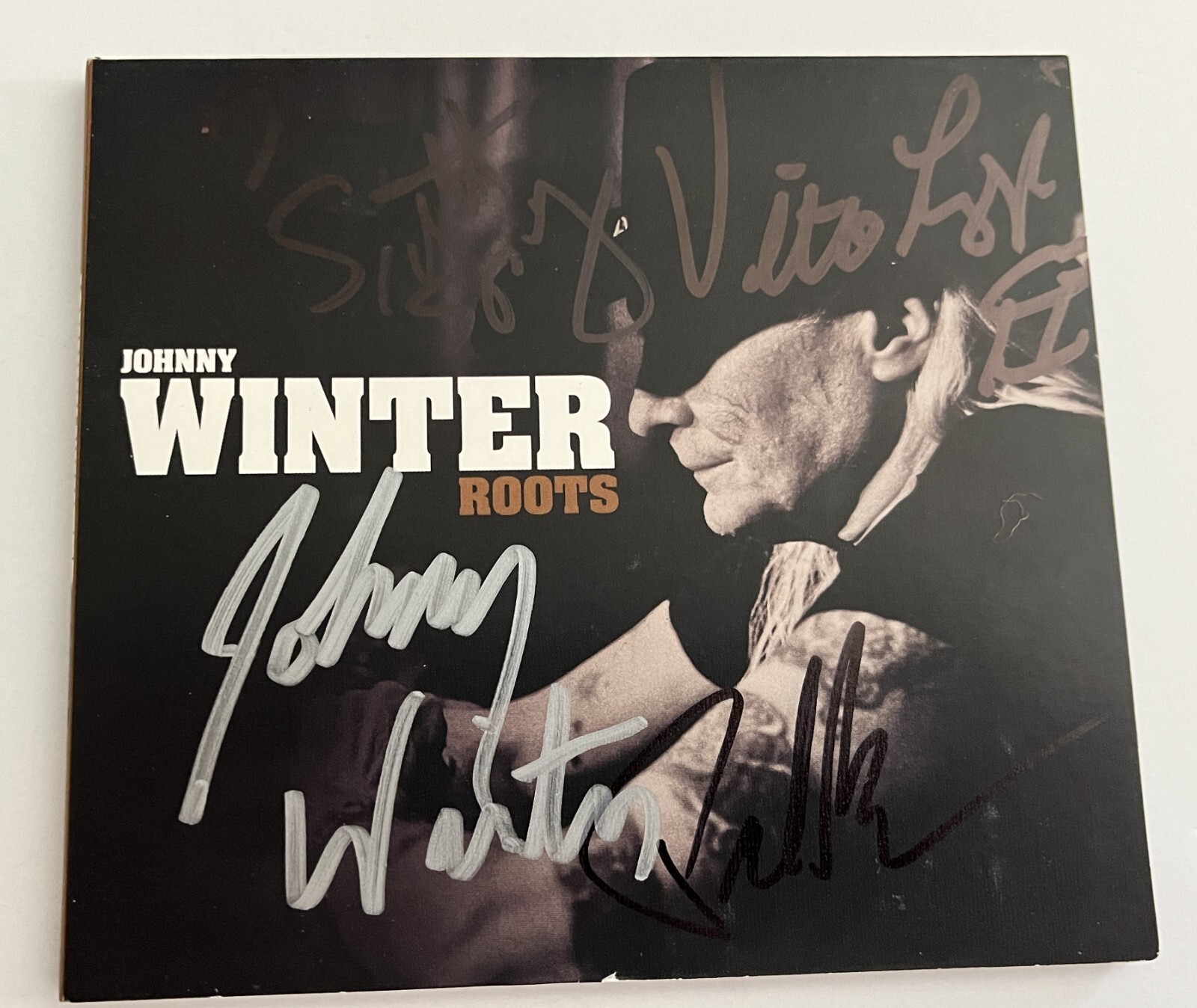 Johnny Winter & 3 band members–SIGNED–Roots CD–Rock-Blues HO–Guitar Master