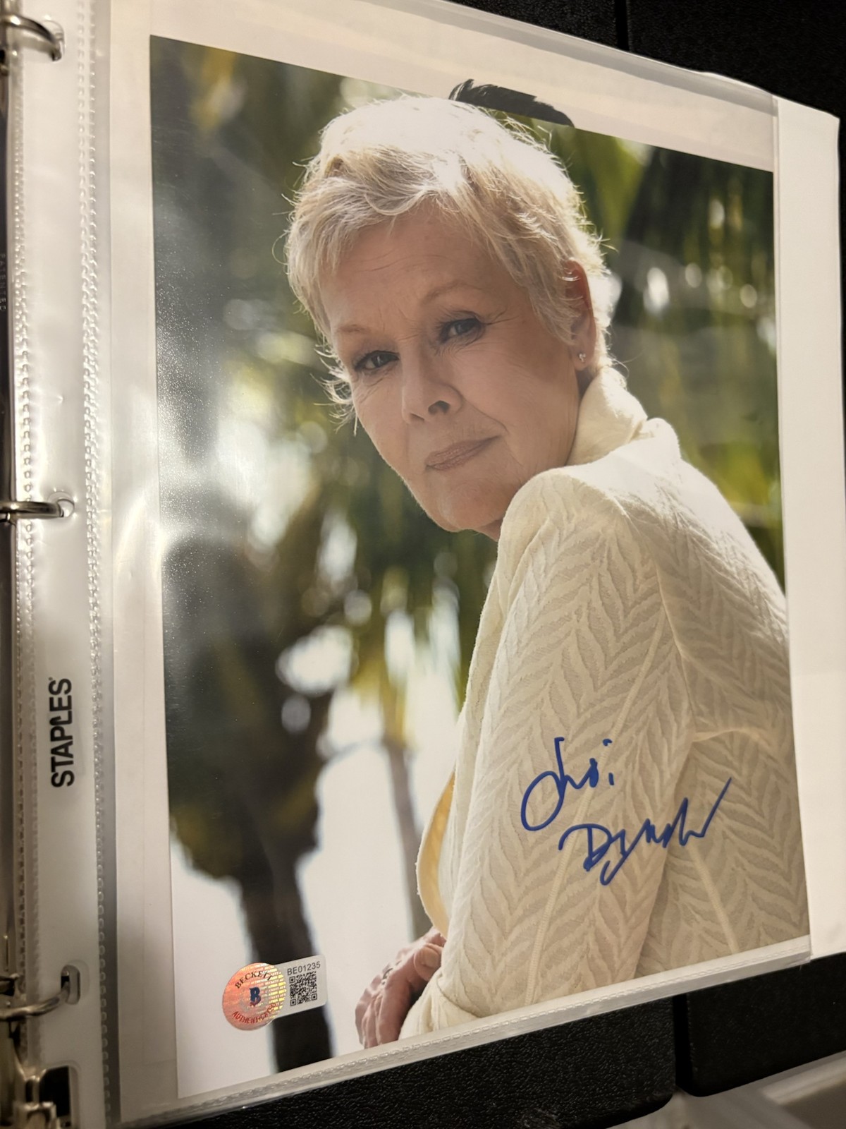 Judi Dench Signed Color Photo – portrait in white textured blazer