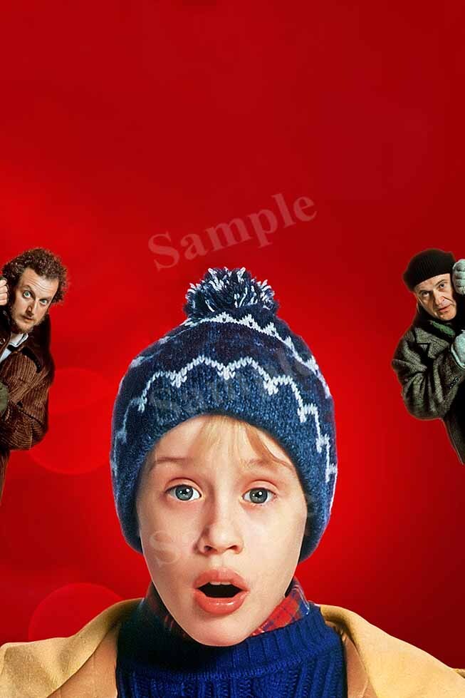 Macaulay Culkin Kevin McCallister blue hat surprised Home Alone Photo CL3652