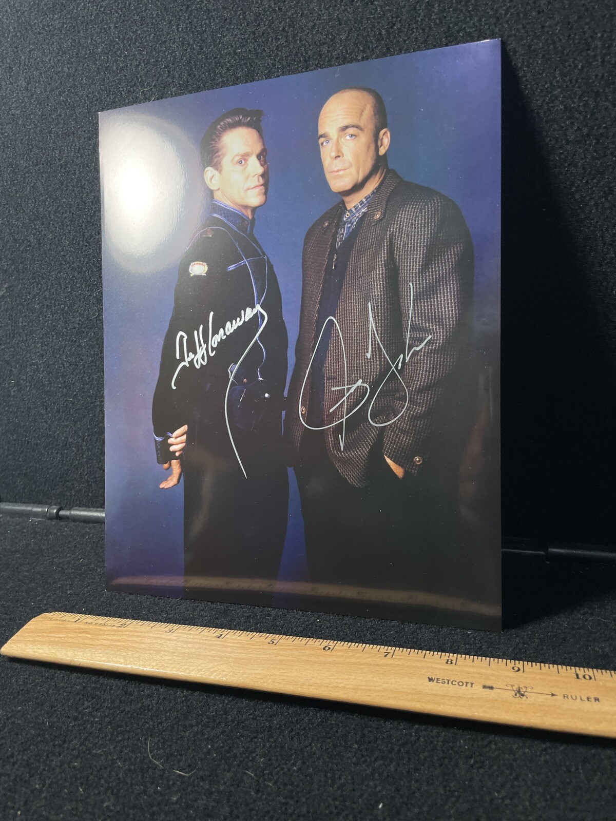 ‼️ JEFF CONAWAY & JERRY DOYLE- Babylon 5 Dual Signed GENUINE SIGNED AUTOGRAPHS