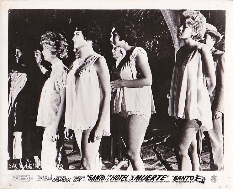 SANTO EN EL HOTEL DE LA MUERTE, Orig 1961 Sexy Women, Mexican Horror Film Photo