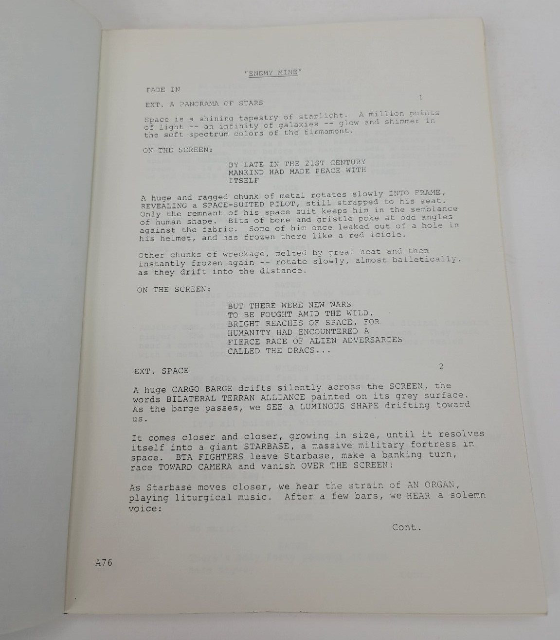 ENEMY MINE / Edward Khmara 1984 Screenplay office copy, Dennis Quaid space war