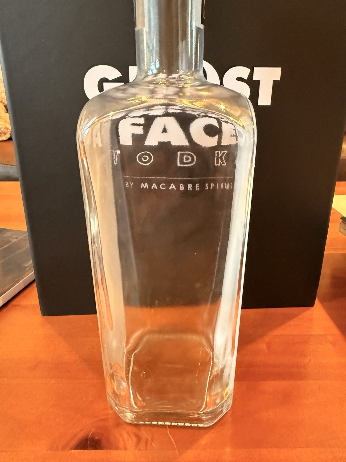 Ghostface Vodka Killer Collection Box Set EMPTY BOTTLE Signed by Matthew Lillard