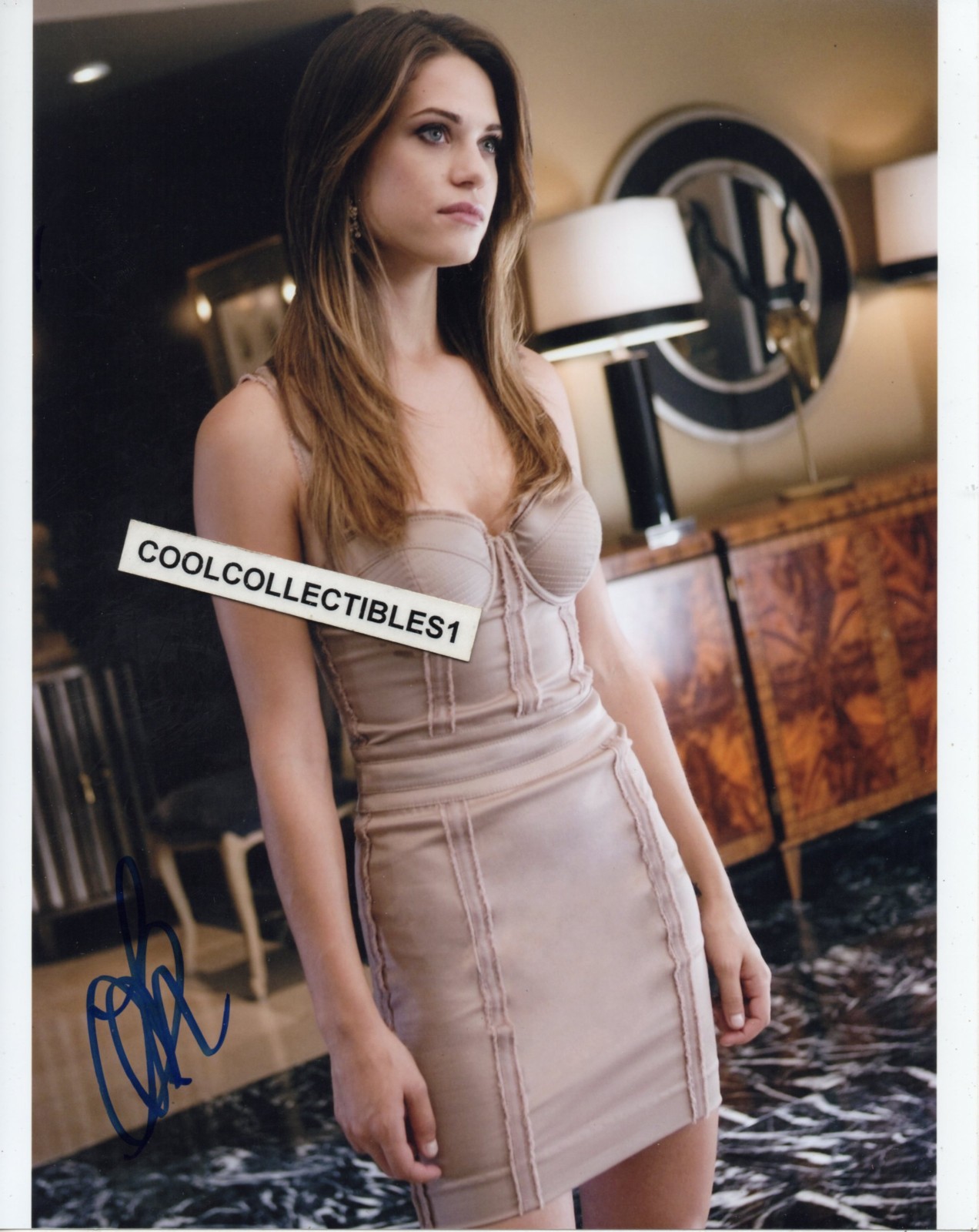 LYNDSY FONSECA “NIKITA” IN PERSON SIGNED 8X10 COLOR PHOTO COA “PROOF”