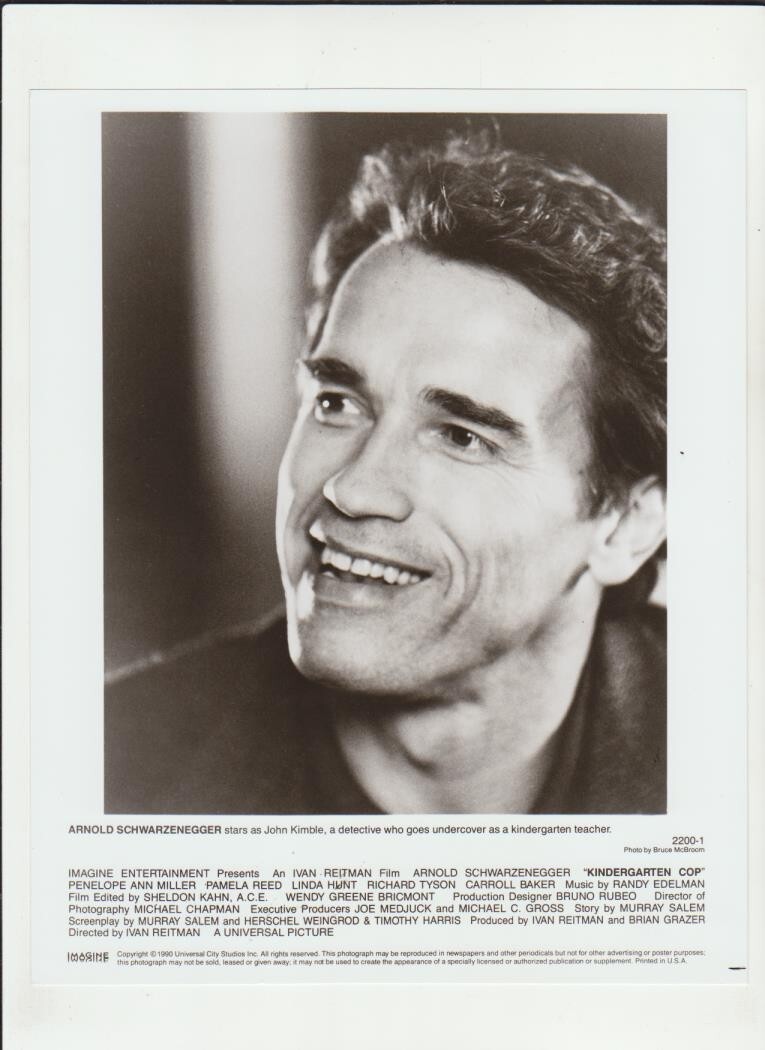 KINDERGARTEN COP – MOVIE 5 ORIGINAL STUDIO PUBLICITY PHOTOS-SEE ALL SCANS 1990